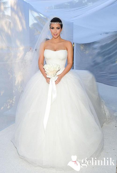 Kim Kardashian Gelinlik