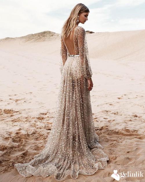 Farklı Gelinler İçin: Transparan Salaş Gelinlik