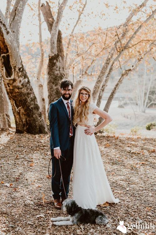 İki Parça Kolsuz Dantel Detaylı Salaş Gelinlik