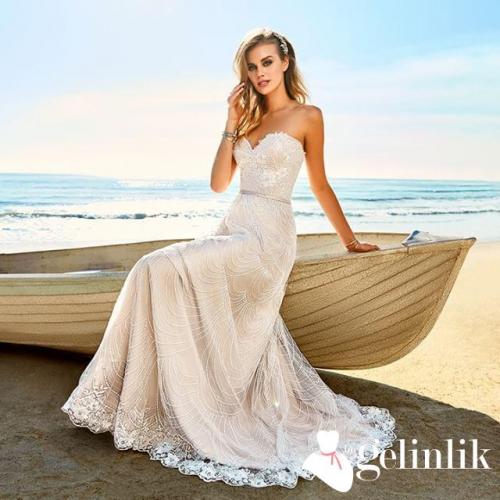 Straplez Salaş Dantel Süslemeli Gelinlik