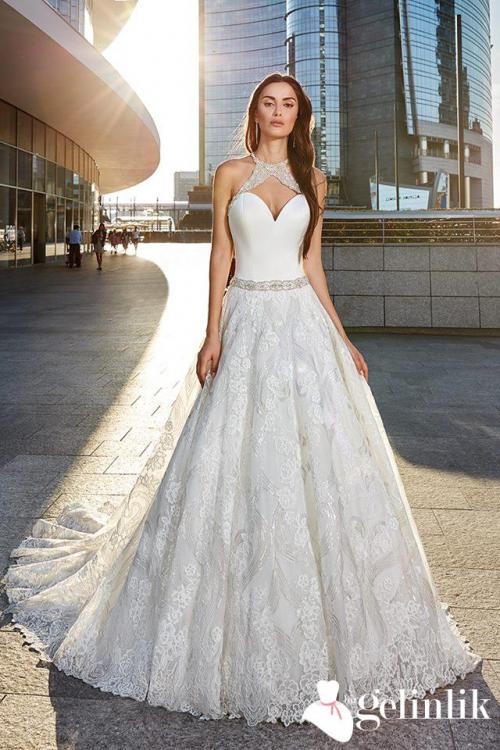 Sırt Detaylı M Yaka A Kesim Gelinlik