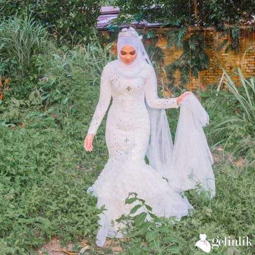 Taş Süslemeli Balık Model Tesettür Gelinlik