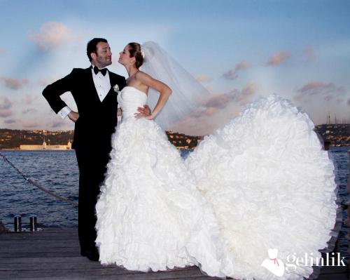 Begüm Kütük Gelinlik