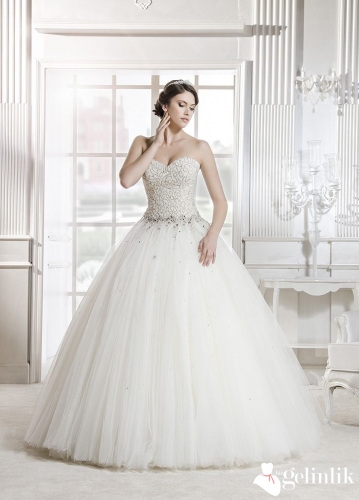 Taş Süslemeli Prenses Model Straplez Gelinlik