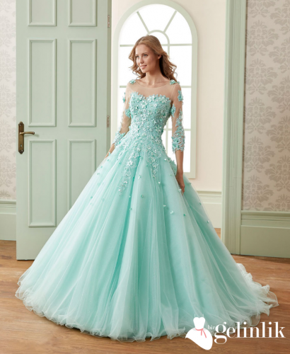 Transparan Omuzlu Çiçek Desenli A Kesim Nişanlık