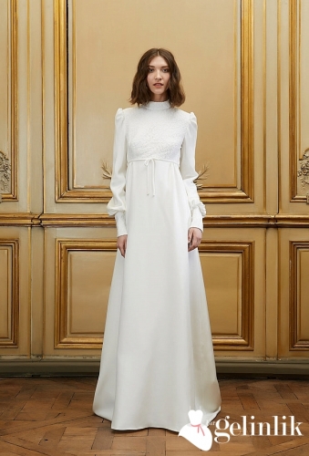 Uzun Kollu Saten Gelinlik