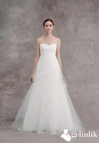 Straplez Sade Tül A Kesim Gelinlik Modeli