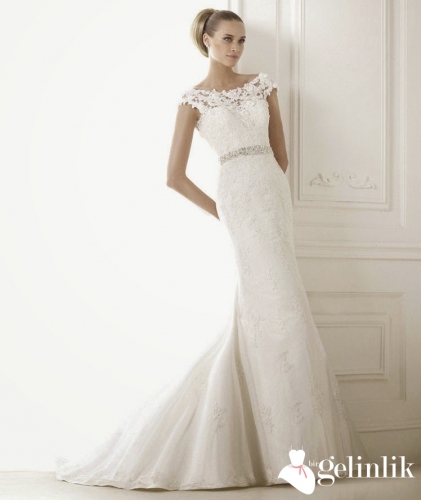 Kayık Yaka Dantel Balık Gelinlik Modeli