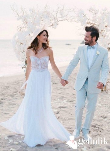 Beren Saat'in Gelinliği