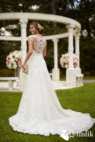 Sırt Detaylı Dantel Süslemeli A Kesim Model Gelinlik