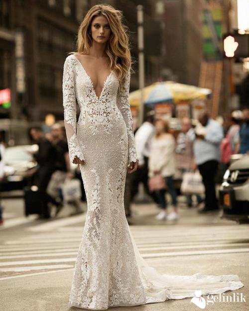 V Yaka Dantel Balık Gelinlik