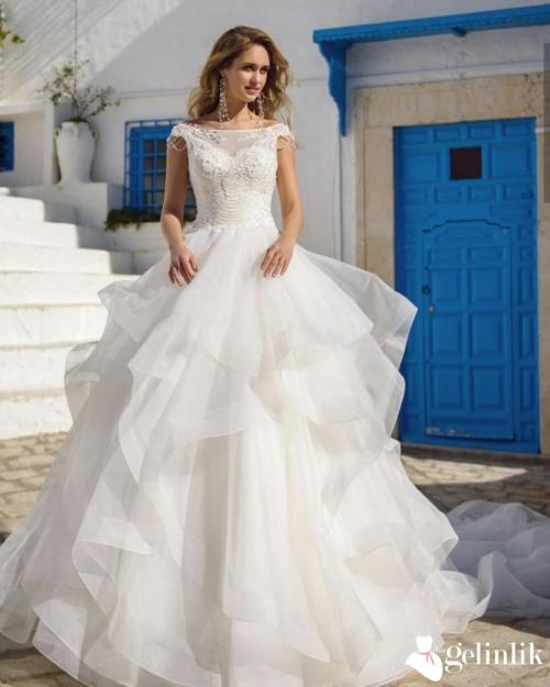 2018 Kabarık Gelinlik Modeli