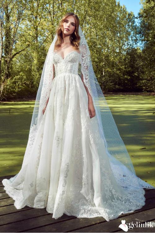 2019 Duvaklı Straplez Gelinlik Modeli