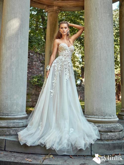 Straplez Çiçek Desenli Gelinlik