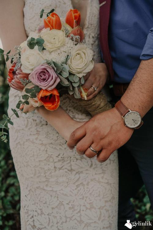 Eliza Taylor Gelinlik