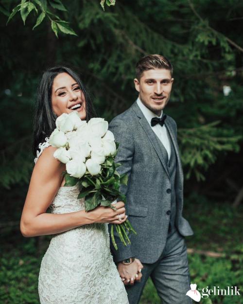 Sahra Işık Gelinlik