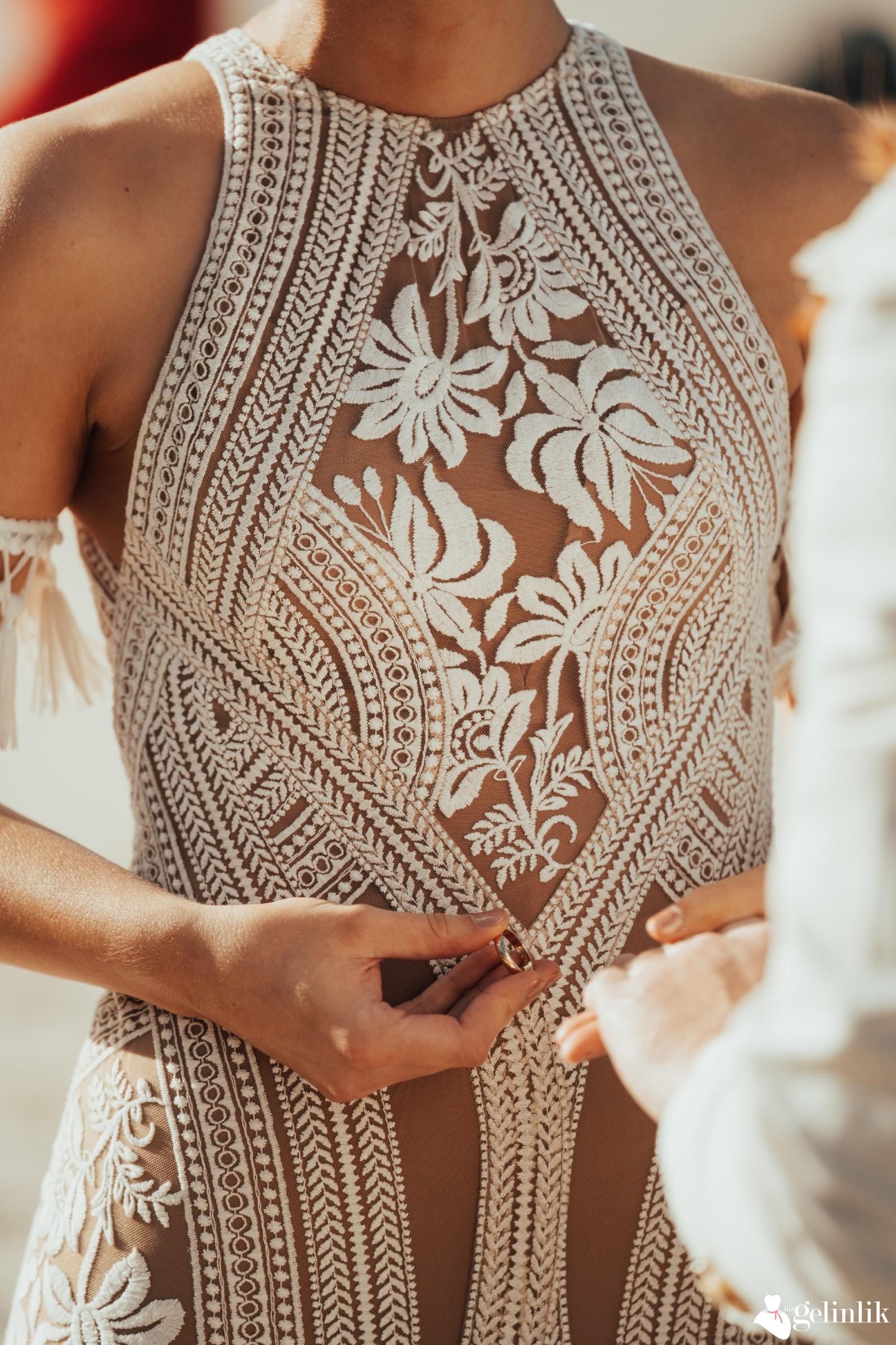 Zamansız Bir Şıklık: East